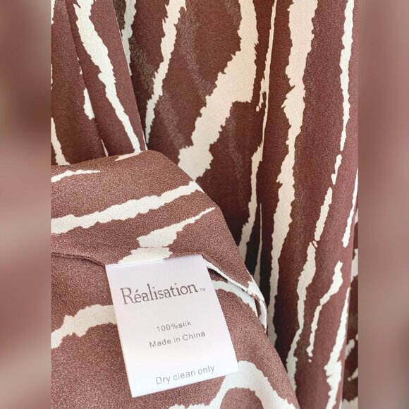 Realisation Par The Gia in Animal - Bell sleeves and floor length - Picture 13 of 13